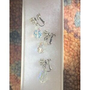 Vtg Vendome Earrings Clip Screw Back  Crystal Drop Aurora Borealis  Iridescent